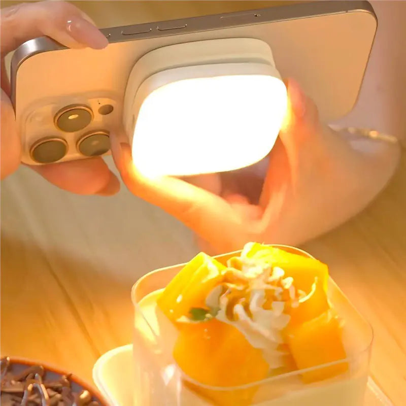 Magnetic Smartphone Light